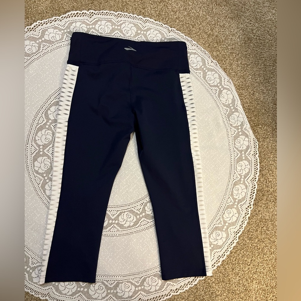 Brooks capri's